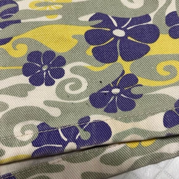 Vintage Levi’s Y2K Jean Shorts Psychedelic Floral Print Yellow Purple Size 16 - Picture 12 of 13